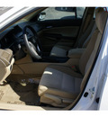 honda accord 2009 white sedan lx gasoline 4 cylinders front wheel drive automatic 08750