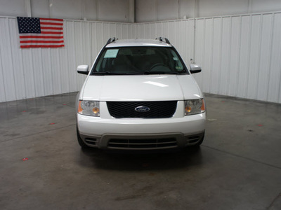 ford freestyle 2007 white suv sel gasoline 6 cylinders front wheel drive automatic 76108