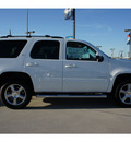 chevrolet tahoe 2012 white suv lt flex fuel 8 cylinders 2 wheel drive automatic with overdrive 77090