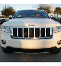 jeep grand cherokee 2012 white suv overland gasoline 8 cylinders 2 wheel drive automatic 33157