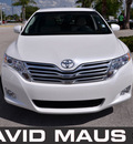 toyota venza 2009 white wagon gasoline 4 cylinders front wheel drive automatic 32771