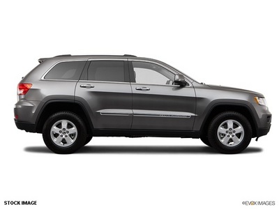 jeep grand cherokee 2012 suv cloth gasoline 6 cylinders 4 wheel drive automatic 08844