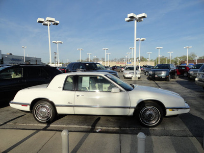 buick riviera 1992 white coupe gasoline v6 front wheel drive automatic with overdrive 60546