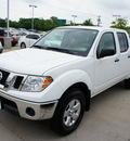 nissan frontier 2011 white sv v6 gasoline 6 cylinders 4 wheel drive automatic 76210