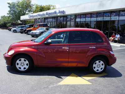 chrysler pt cruiser 2007 dk  red wagon touring gasoline 4 cylinders front wheel drive automatic 33021