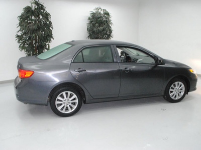 toyota corolla 2010 dk  gray sedan le gasoline 4 cylinders front wheel drive automatic 91731