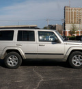 jeep commander 2007 gray suv sport flex fuel 8 cylinders 4 wheel drive shiftable automatic 61832