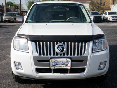 mercury mariner 2008 white suv v6 gasoline 6 cylinders all whee drive automatic 61832