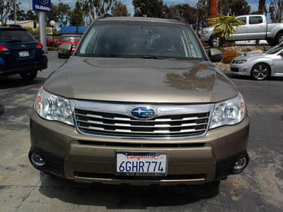 subaru forester 2009 gold suv 2 5 x l l  bean gasoline 4 cylinders all whee drive automatic 94063