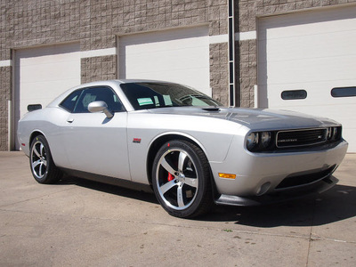 dodge challenger 2012 silver coupe srt8 392 gasoline 8 cylinders rear wheel drive 6 speed manual 80301