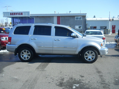 chrysler aspen 2009 silver suv limited flex fuel 8 cylinders all whee drive automatic 99212