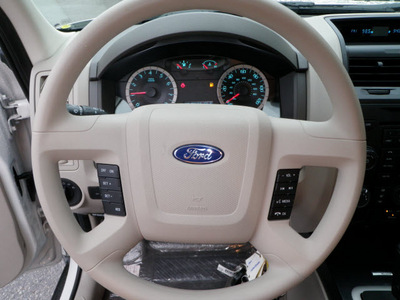 ford escape 2012 white suv xls gasoline 4 cylinders front wheel drive automatic 32401