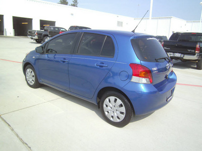 toyota yaris 2009 blue hatchback gasoline 4 cylinders front wheel drive automatic 75503