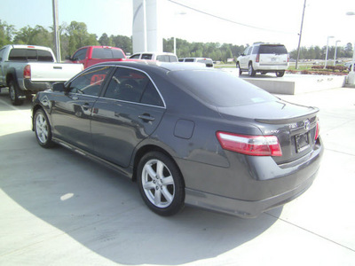 toyota camry 2007 dk  gray sedan se gasoline 4 cylinders front wheel drive automatic 75503