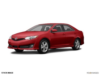 toyota camry 2012 red sedan se gasoline 4 cylinders front wheel drive automatic 55448