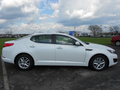 kia optima 2012 white sedan lx gasoline 4 cylinders front wheel drive automatic 43228