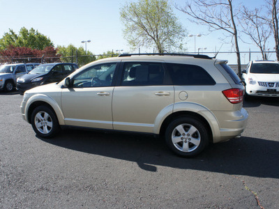 dodge journey 2010 gold suv sxt gasoline 6 cylinders front wheel drive automatic 19153