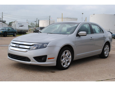ford fusion 2010 silver sedan se gasoline 4 cylinders front wheel drive automatic 77037