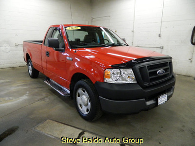 ford f 150 2005 red pickup truck xl gasoline 8 cylinders rear wheel drive automatic 14304