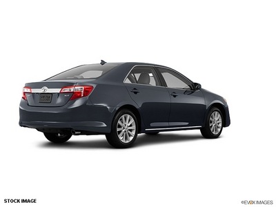 toyota camry 2012 gray sedan xle gasoline 4 cylinders front wheel drive not specified 55448