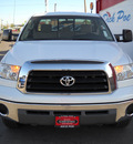 toyota tundra 2007 white gasoline 8 cylinders 4 wheel drive automatic 79925