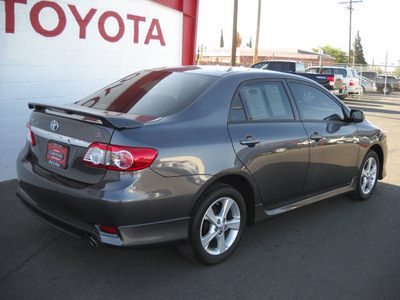 toyota corolla 2011 gray sedan gasoline 4 cylinders front wheel drive automatic 79925