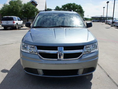 dodge journey 2009 gray suv gasoline 4 cylinders front wheel drive automatic 76087