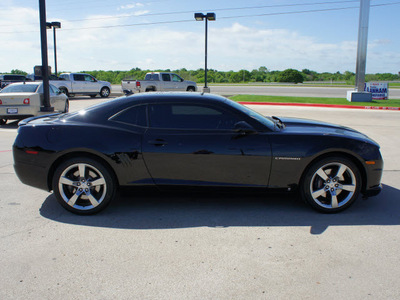 chevrolet camaro 2010 black coupe ss gasoline 8 cylinders rear wheel drive 6 speed manual 76087