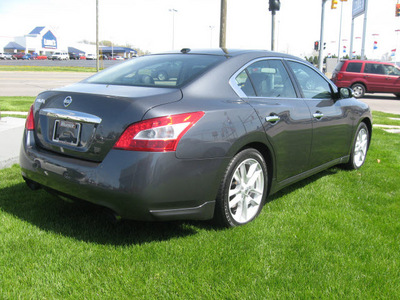 nissan maxima 2009 dk  gray sedan 3 5 s gasoline 6 cylinders front wheel drive automatic 45840