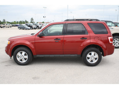 ford escape 2012 red suv xlt flex fuel 6 cylinders front wheel drive automatic 77388