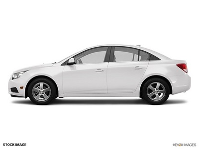 chevrolet cruze 2012 white sedan lt gasoline 4 cylinders front wheel drive 6 speed automatic 55391