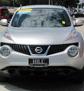 nissan juke 2011 silver gasoline 4 cylinders front wheel drive automatic 33884