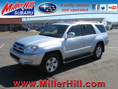 toyota 4runner 2004 gray suv limited gasoline 8 cylinders 4 wheel drive automatic 55811