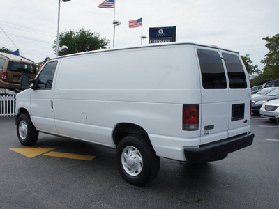 ford e series cargo 2008 white van e 250 gasoline 8 cylinders rear wheel drive automatic 33021