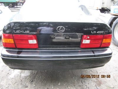 lexus ls 400