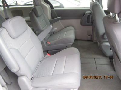 dodge grand caravan