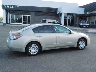 nissan altima 2010 tan sedan 2 5 s gasoline 4 cylinders front wheel drive automatic 55124