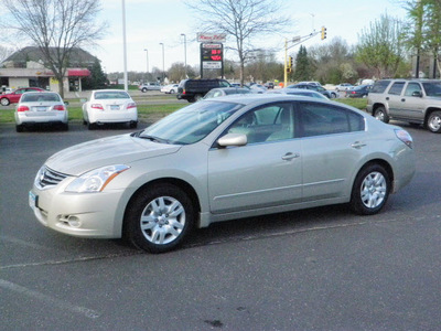 nissan altima 2010 tan sedan 2 5 s gasoline 4 cylinders front wheel drive automatic 55124