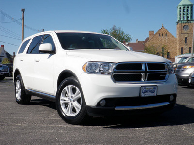 dodge durango 2011 white suv express gasoline 6 cylinders all whee drive shiftable automatic 61832