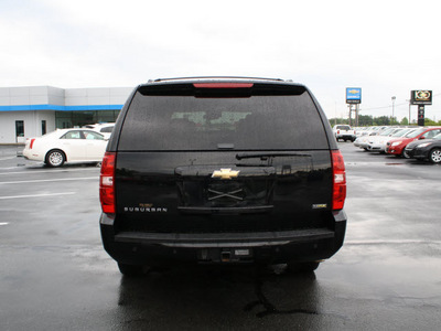 chevrolet suburban 2008 black suv ltz 1500 flex fuel 8 cylinders 4 wheel drive automatic 27215