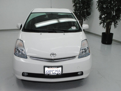 toyota prius 2009 white hatchback touring hybrid 4 cylinders front wheel drive automatic 91731