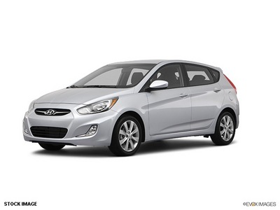 hyundai accent 2012 hatchback se gasoline 4 cylinders front wheel drive automatic 98632
