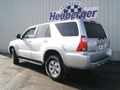 toyota 4runner 2008 silver suv sr5 4x4 gasoline 6 cylinders 4 wheel drive automatic 80905