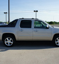 chevrolet avalanche 2008 pewter suv ltz flex fuel 8 cylinders 4 wheel drive automatic 76087