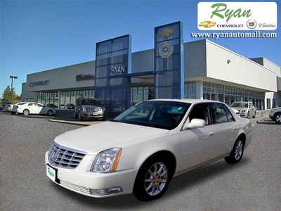 cadillac dts 2011 white sedan luxury collection gasoline 8 cylinders front wheel drive 4 speed automatic 55313