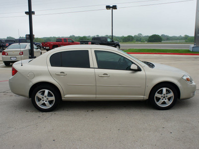 chevrolet cobalt 2009 gold sedan lt gasoline 4 cylinders front wheel drive automatic 76087