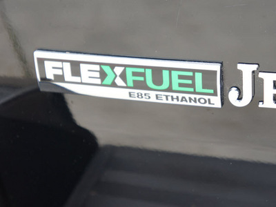 cadillac escalade esv 2011 black suv premium flex fuel 8 cylinders all whee drive automatic 76087