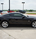 ford mustang 2010 black coupe gt gasoline 8 cylinders rear wheel drive automatic with overdrive 76087