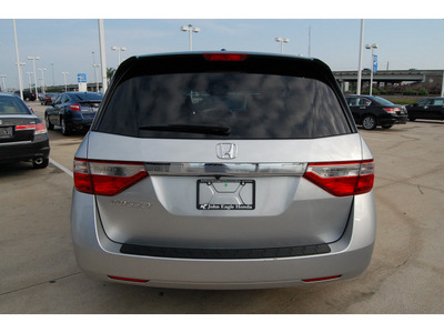 honda odyssey 2011 silver van ex l gasoline 6 cylinders front wheel drive automatic with overdrive 77065