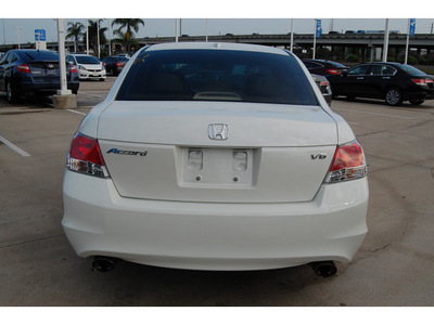 honda accord 2010 white sedan ex l v6 w navi gasoline 6 cylinders front wheel drive automatic 77065